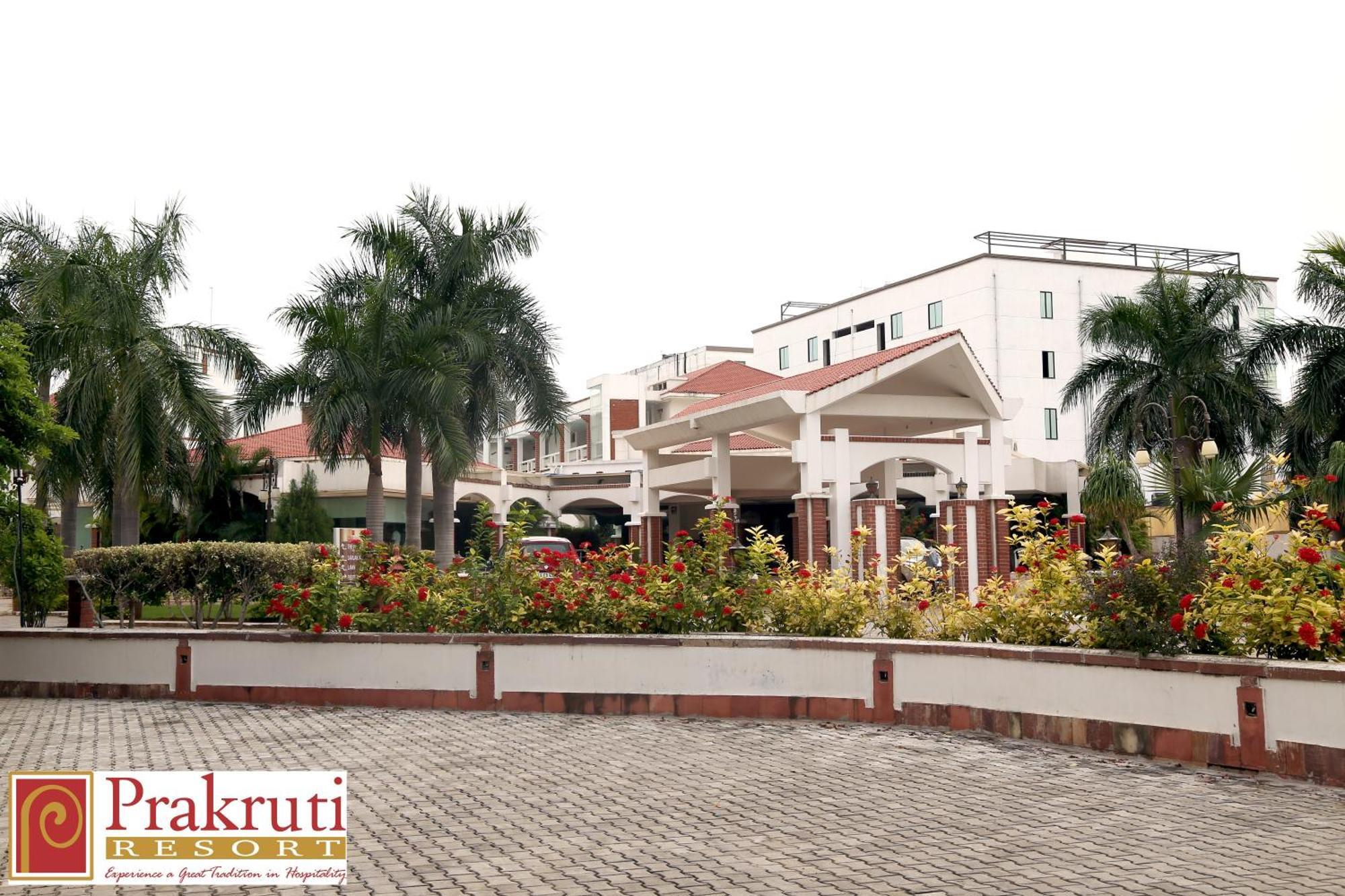Prakruti Resort Вадодара Екстериор снимка