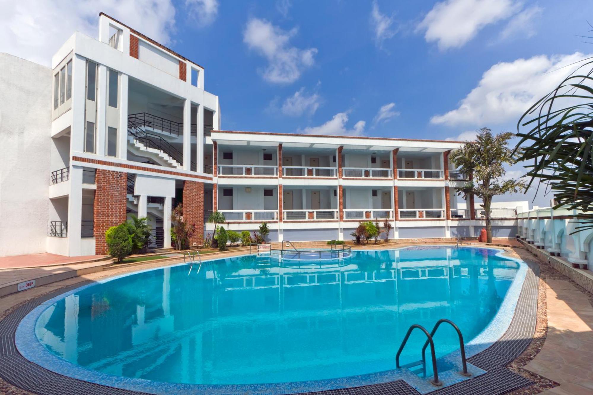 Prakruti Resort Вадодара Екстериор снимка